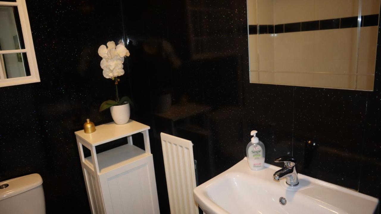 Urban Escape Glasgow Green Free Parking 20Min Walk To City Center Экстерьер фото